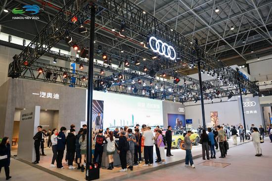 "New" cars gather at Haikou International Auto Show and Haikou New Energy Auto Show, which is bursting with popularity _fororder_image018